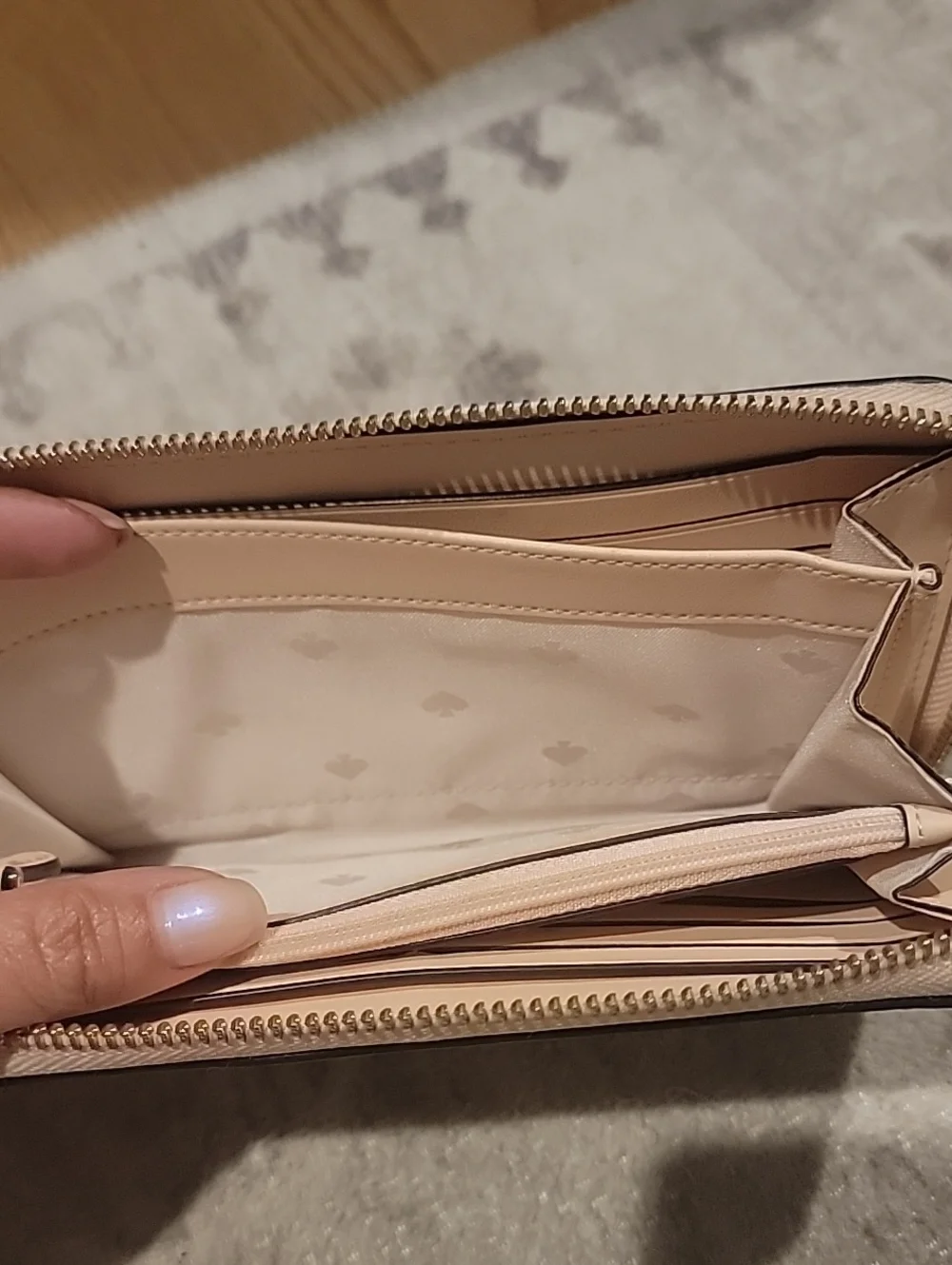 Kate Spade New York Honeycrisp Apple Continental Wallet